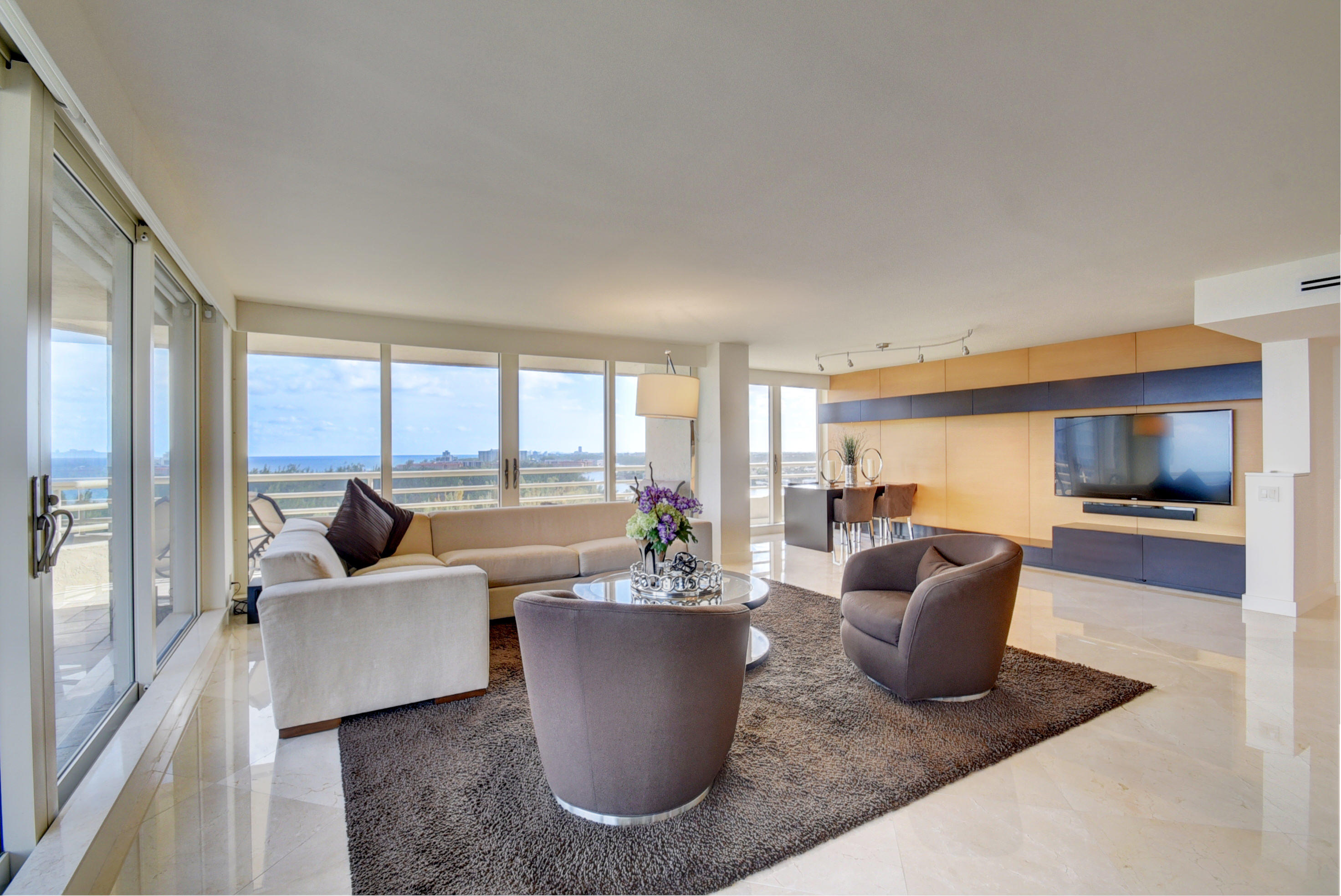 4101 North Ocean Boulevard, Unit 1509 Boca Raton, FL 33431 - Photo 8 of 55 LIVINGROOM