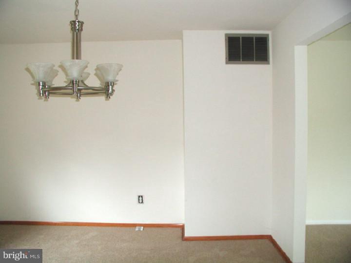 11 Polaris Road Sewell, NJ 08080 - Photo 5 of 24 Dining Room