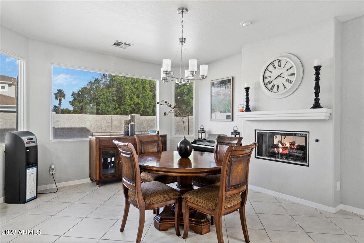 6361 West Deer Valley Road Glendale, AZ 85308 - Photo 8 of 47 Dining Area