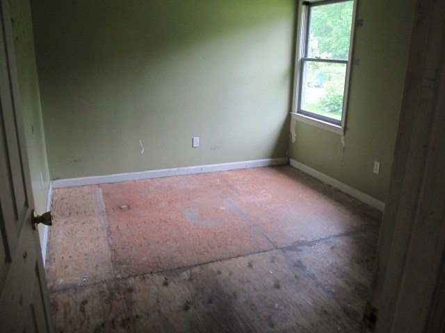 45 Beach Road Glocester, RI 02814 - Photo 4 of 11