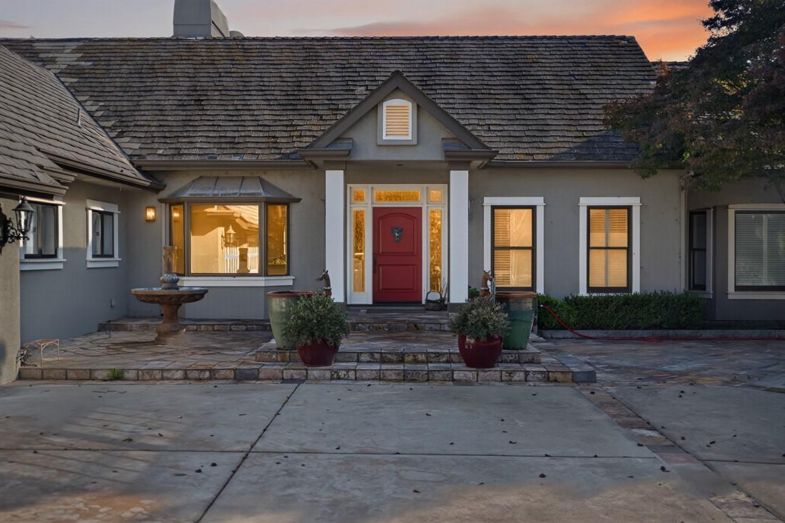 3970 Leavesley Road Gilroy, CA 95020 - Photo 6 of 52 a front view of a house