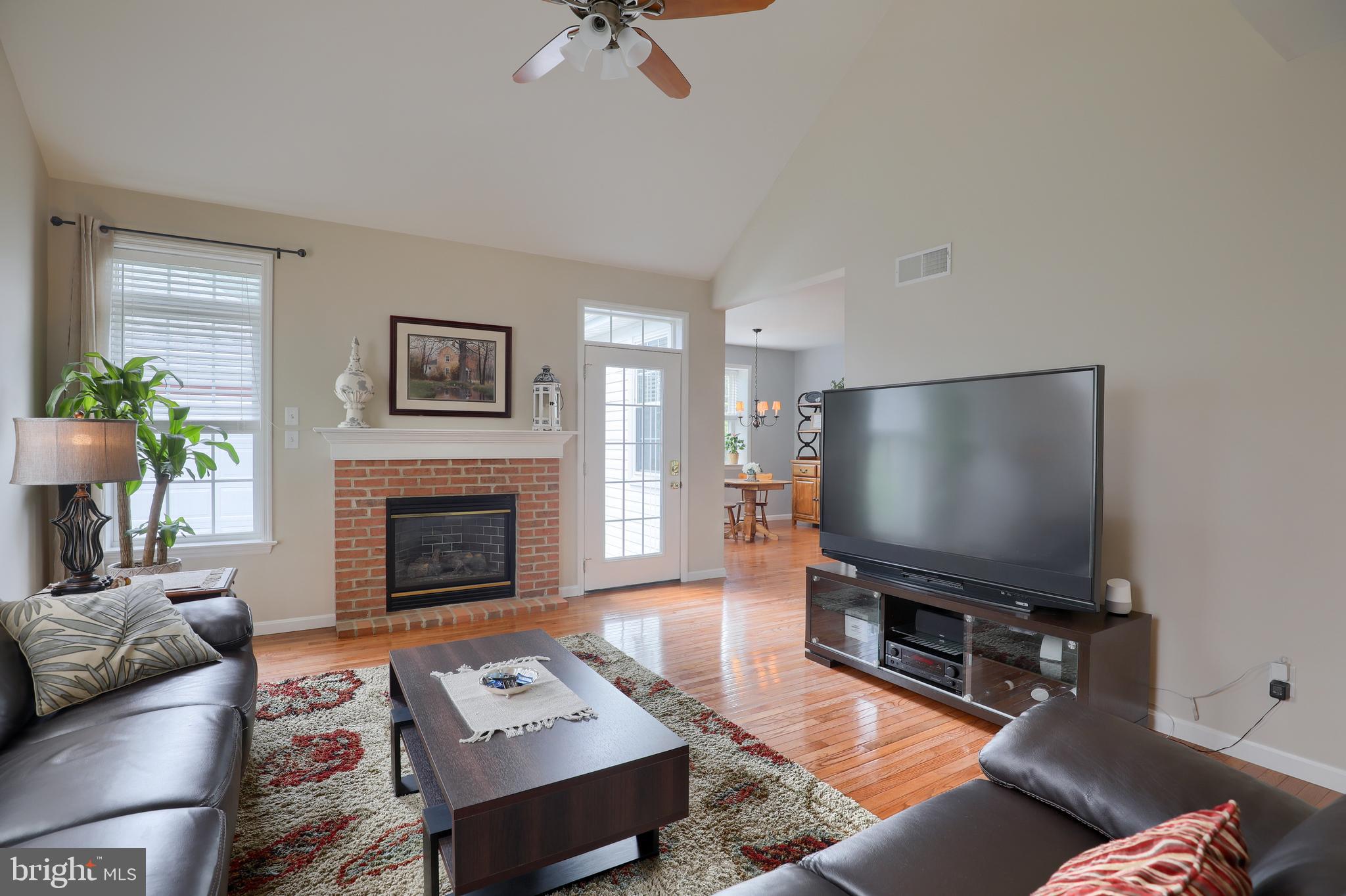 638 Wallingford Road Lititz, PA 17543 - Photo 3 of 41