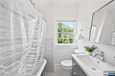 $3,499,000 | 48 Edgemont Road, Montclair, NJ 07042