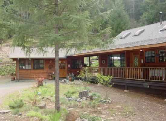 1602 Spring Hill Road Weaverville, CA 96093 - Photo 1 of 12 Front View