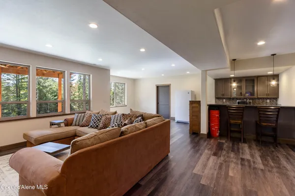 $1,375,000 | 343 Olympic Drive, Sandpoint, ID 83864