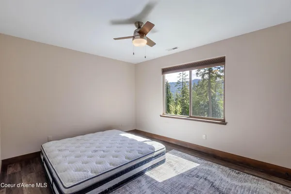 $1,375,000 | 343 Olympic Drive, Sandpoint, ID 83864