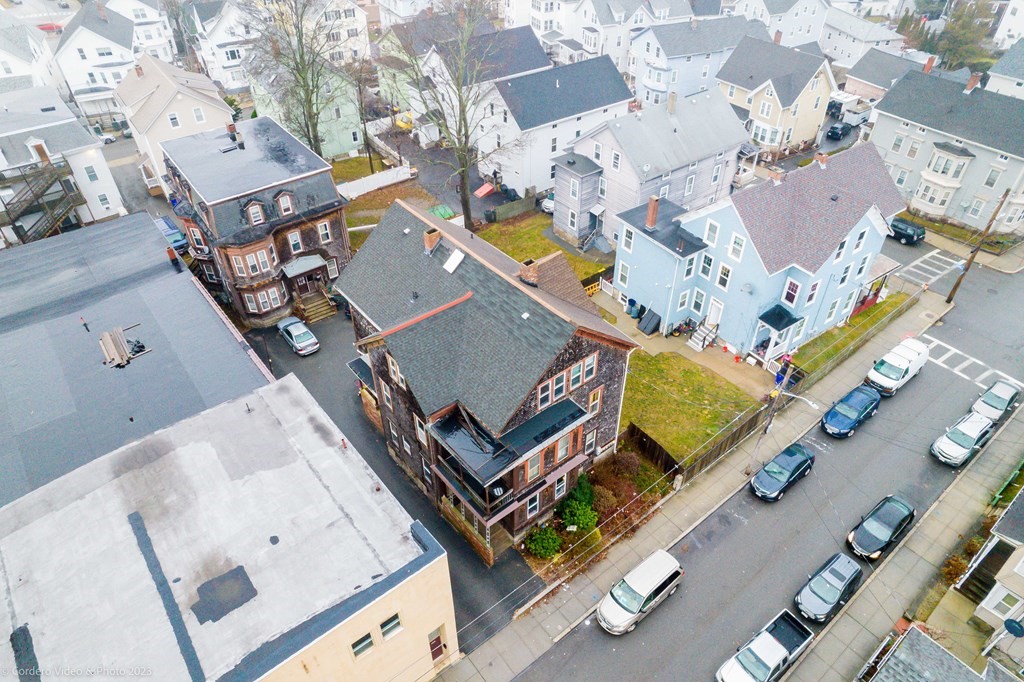 189 Ridge Street Fall River, MA 02721 - Photo 3 of 40