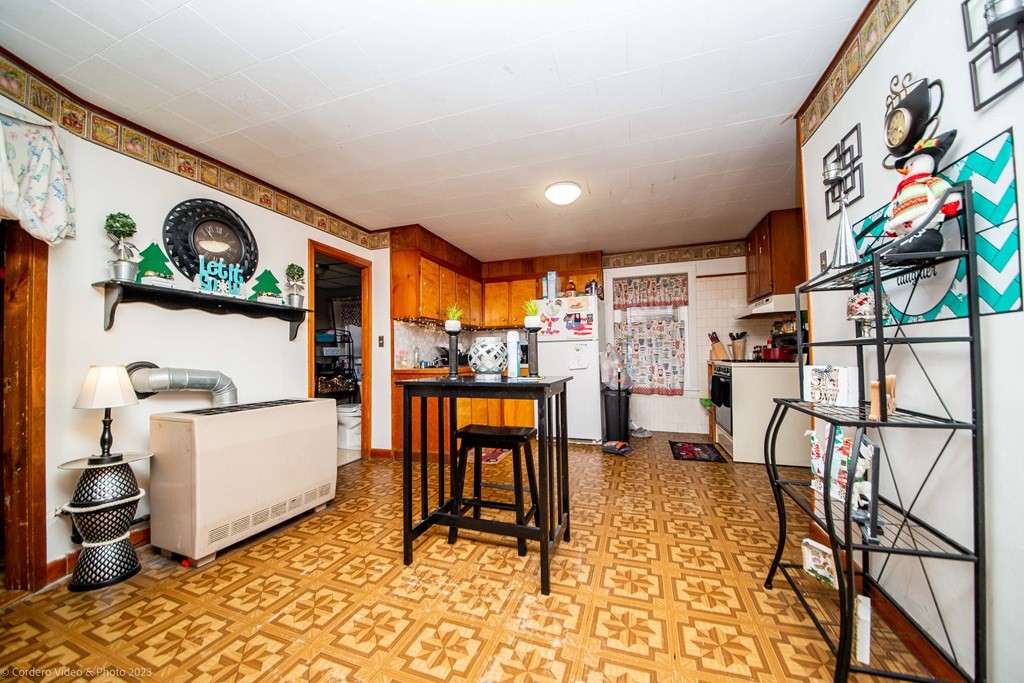 189 Ridge Street Fall River, MA 02721 - Photo 32 of 40