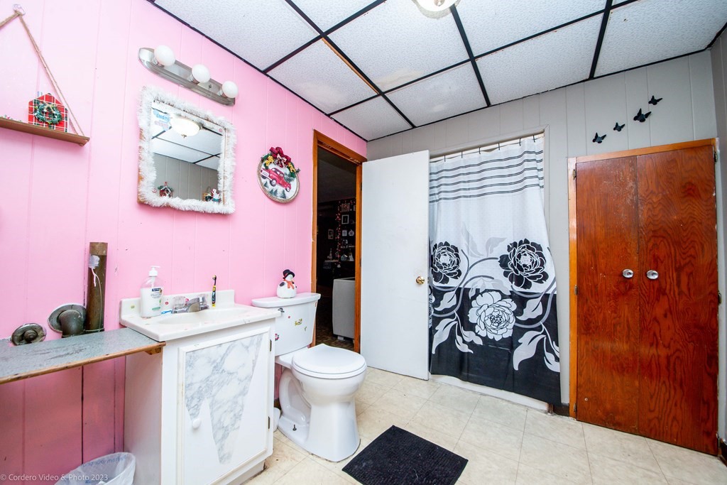 189 Ridge Street Fall River, MA 02721 - Photo 34 of 40