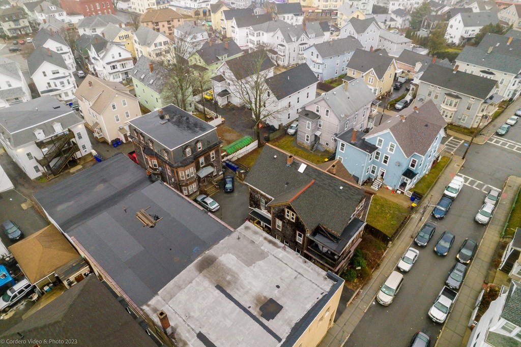 189 Ridge Street Fall River, MA 02721 - Photo 8 of 40