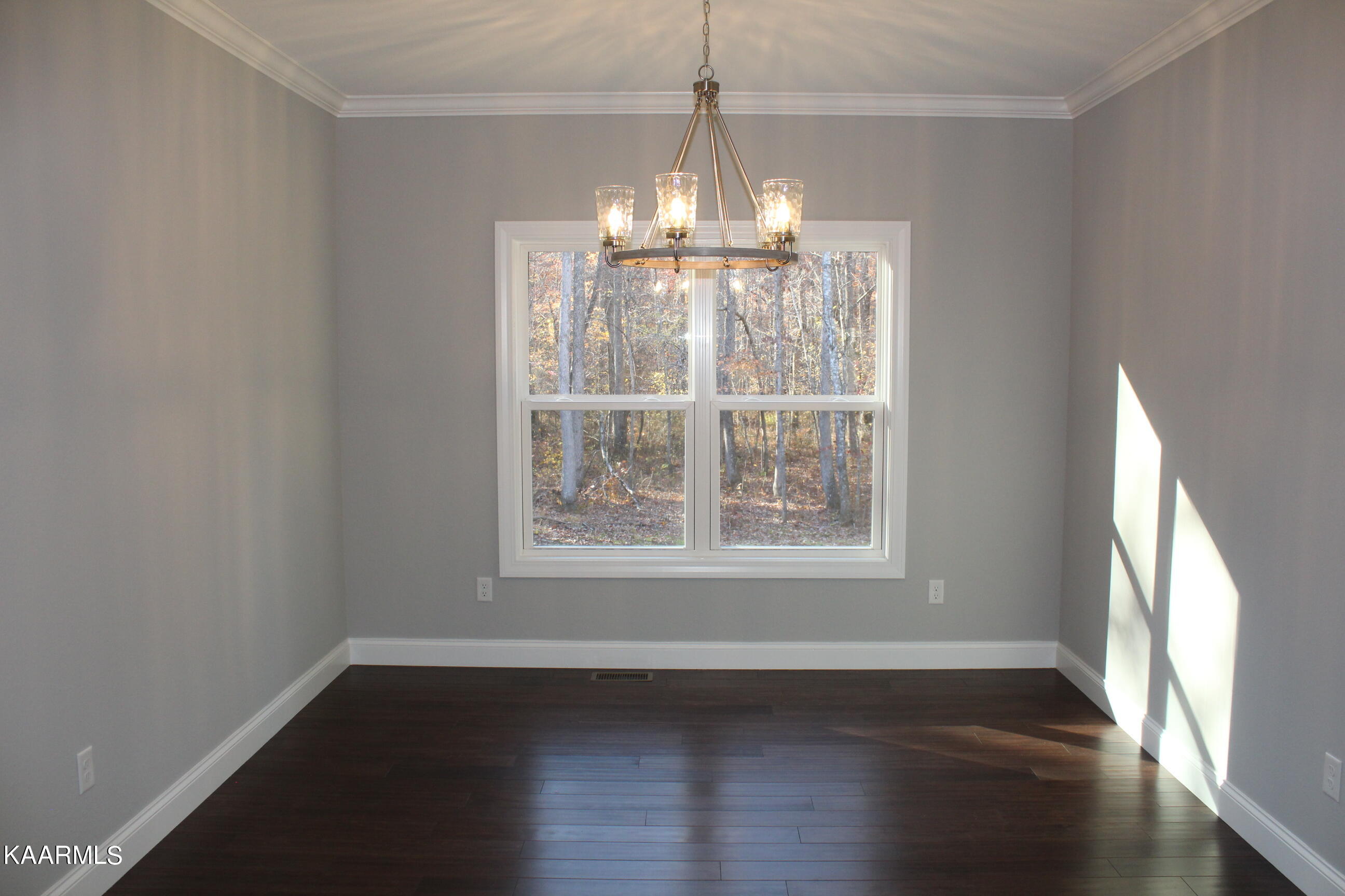 1500 East Overlook Road Monterey, TN 38574 - Photo 13 of 22 Dining room