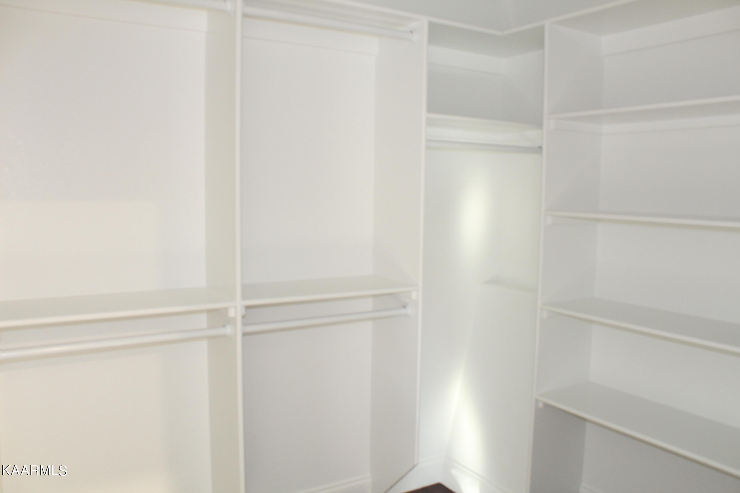 1500 East Overlook Road Monterey, TN 38574 - Photo 19 of 22 Master BR closet