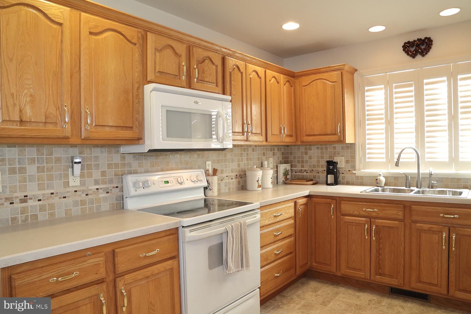 810 Pine Hill Road Lititz, PA 17543 - Photo 14 of 23