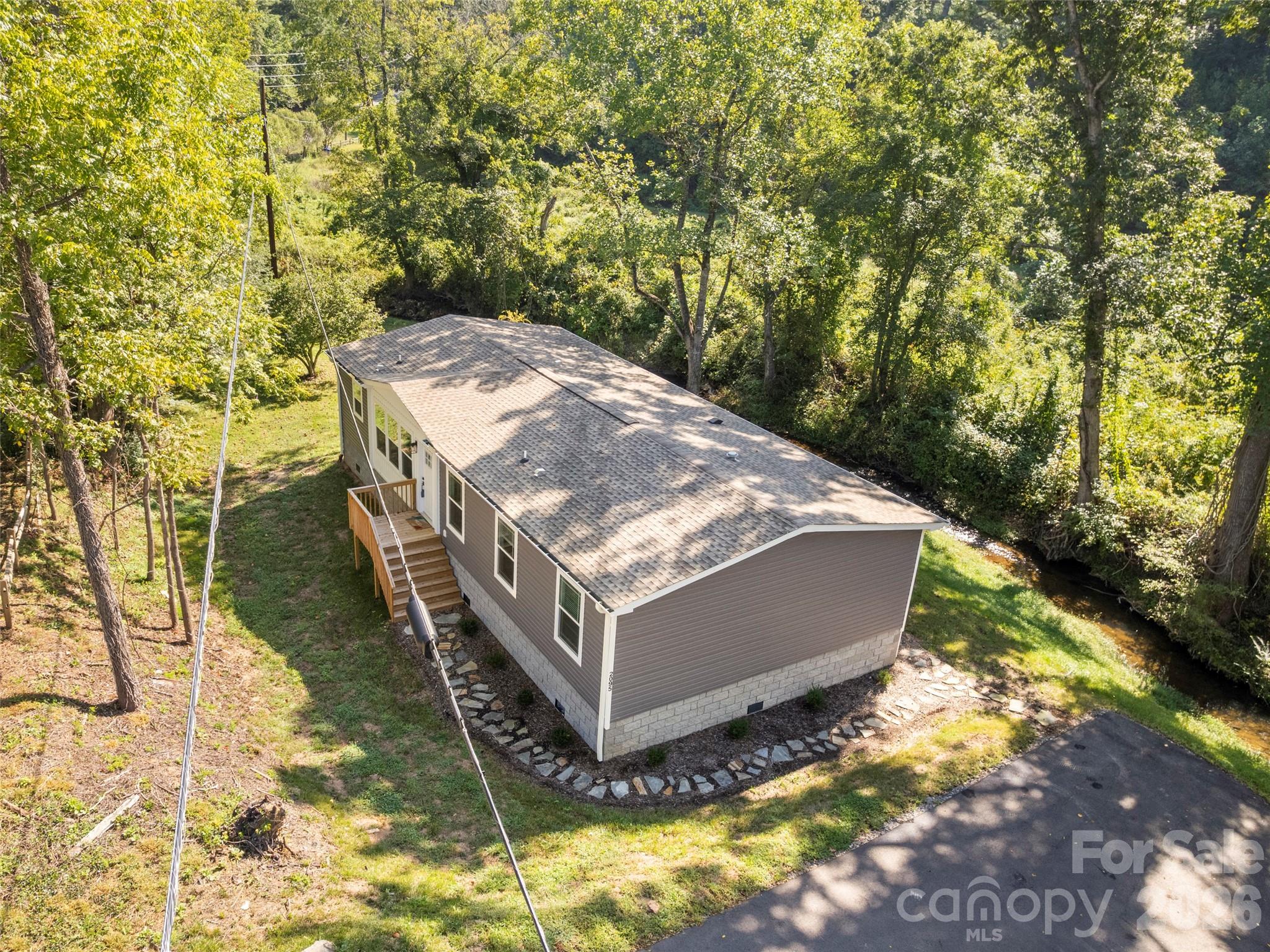 2095 Emmas Grove Road Fairview, NC 28730 - Photo 27 of 29 Gallery Image 27