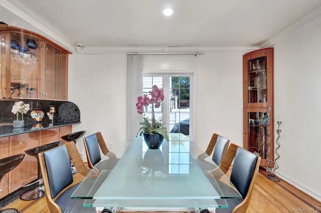 $2,300,000 | 73-55 194th Street | Fresh Meadows