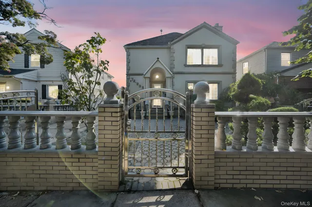 $2,300,000 | 73-55 194th Street | Fresh Meadows