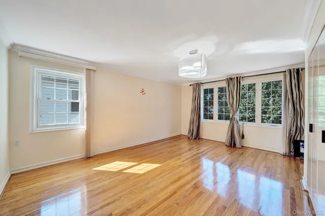 $2,300,000 | 73-55 194th Street | Fresh Meadows