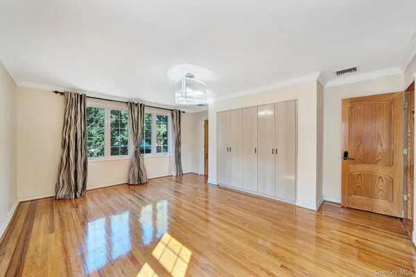 $2,199,000 | 73-55 194th Street | Fresh Meadows