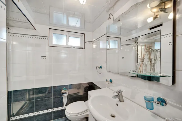 $2,300,000 | 73-55 194th Street | Fresh Meadows