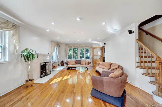 $2,300,000 | 73-55 194th Street | Fresh Meadows