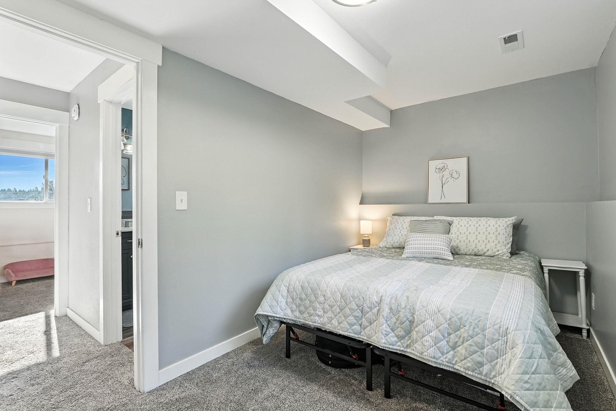 1721 Kirkpatrick Road Elk, WA 99009 - Photo 17 of 46