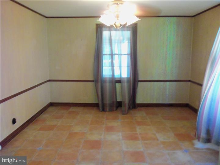 5200 Reservation Road Drexel Hill, PA 19026 - Photo 8 of 25 Dining Room