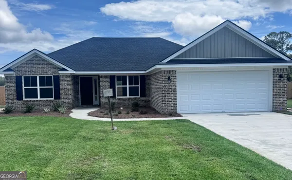 $247,000 | 106 Esther Avenue, Reidsville, GA 30453