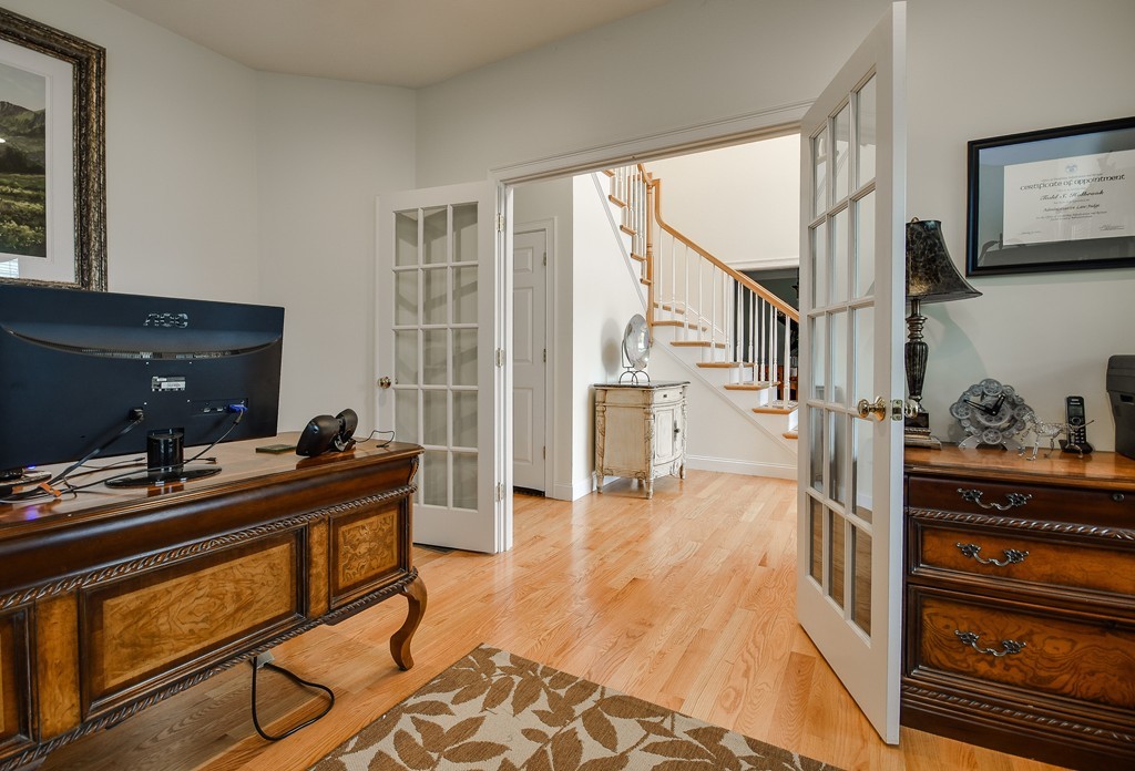 6 Rice Street Hopkinton, MA 01748 - Photo 4 of 29
