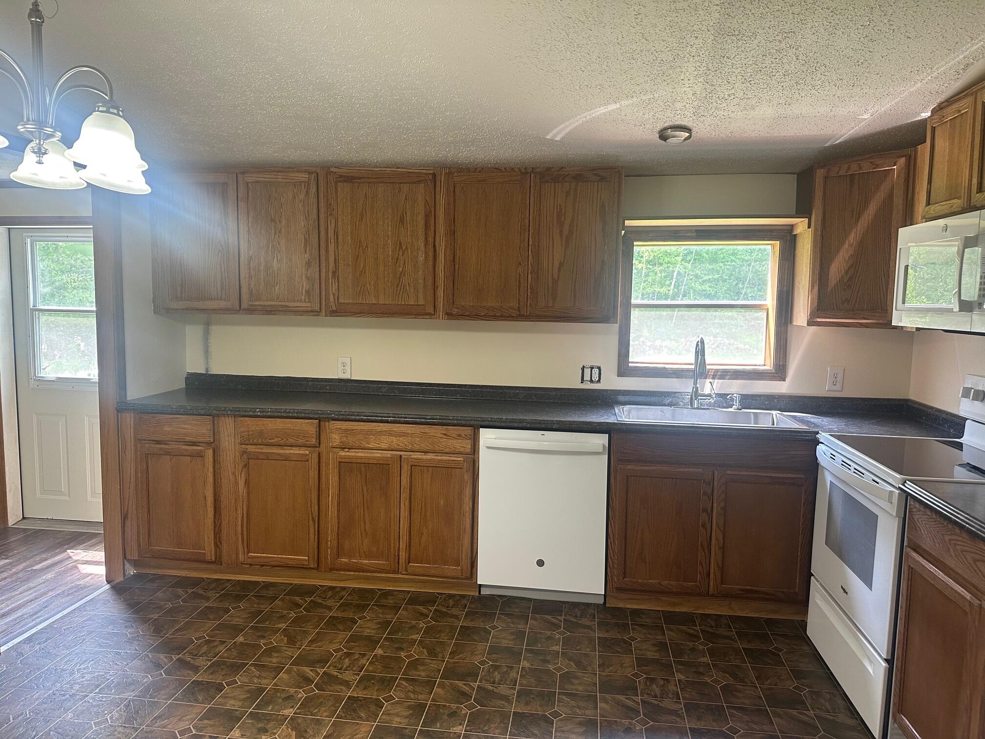295 Bear Swamp Road Peru, NY 12972 - Photo 4 of 13