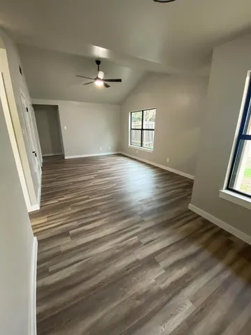 $1,350 | 518 Wigwam Lane, Kerrville, TX 78028