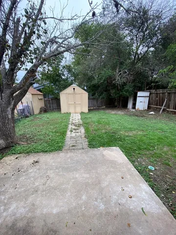 $1,350 | 518 Wigwam Lane, Kerrville, TX 78028