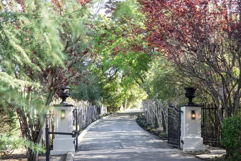 $10,995,000 | 27210 Ohlone Lane, Los Altos Hills, CA 94022