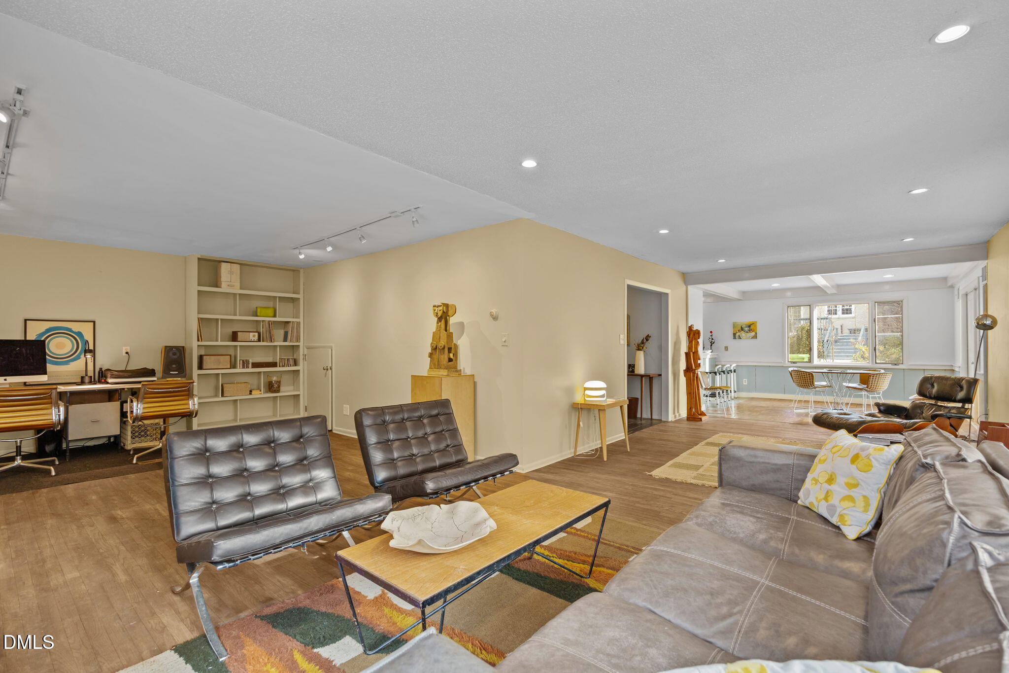 1108 Hemingway Drive Raleigh, NC 27609 - Photo 13 of 68 Sitting Room