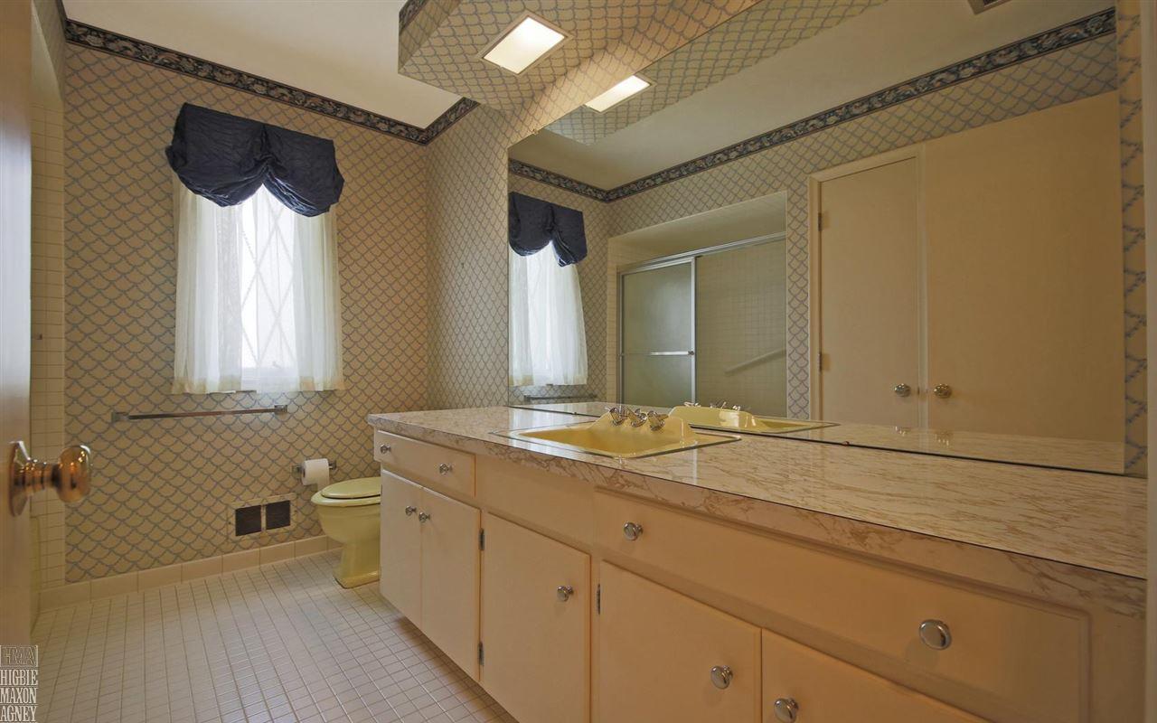 85 Vernier Road Grosse Pointe, MI 48236 - Photo 20 of 31