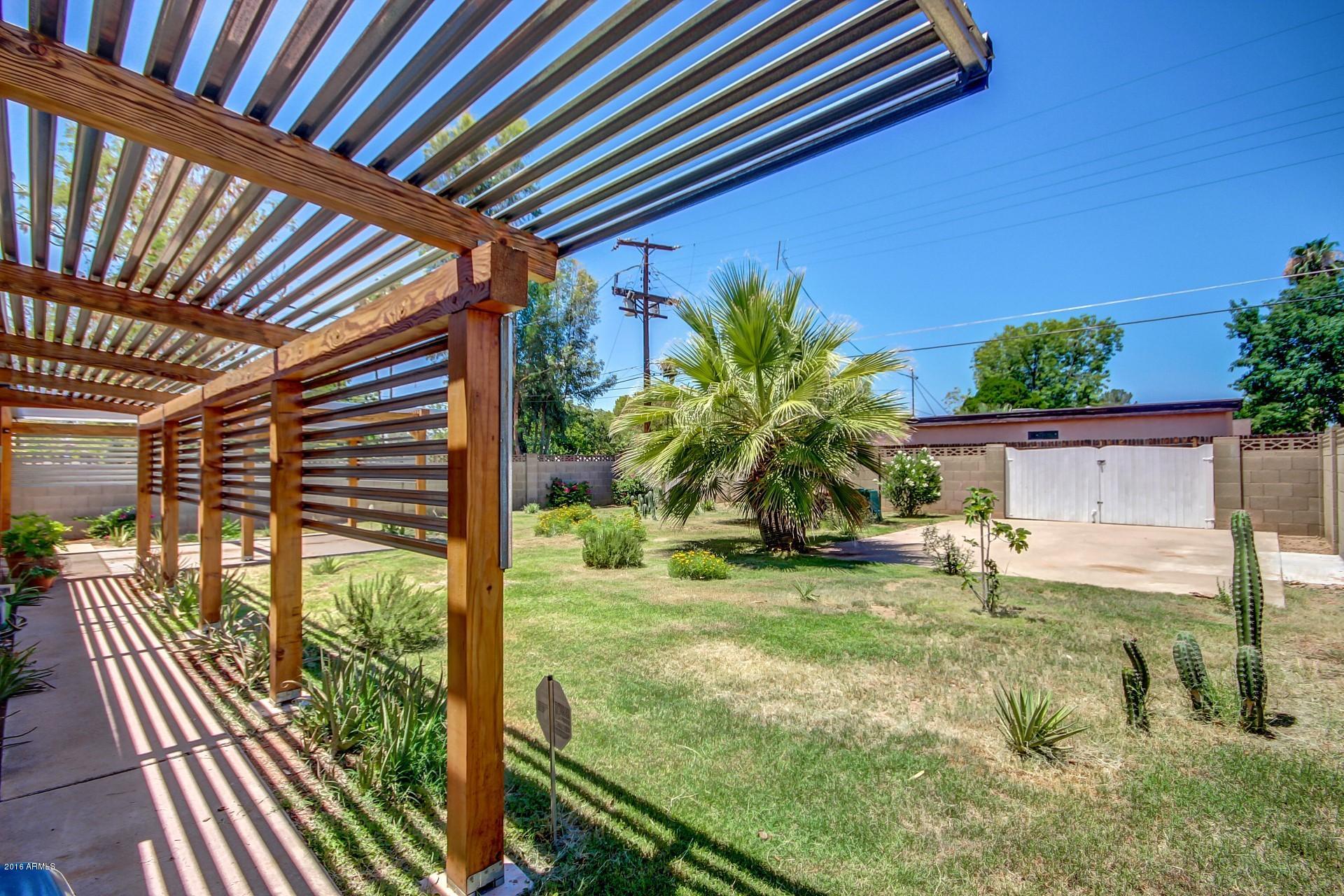 2906 East Cheery Lynn Road Phoenix, AZ 85016 - Photo 21 of 27 021_Backyard