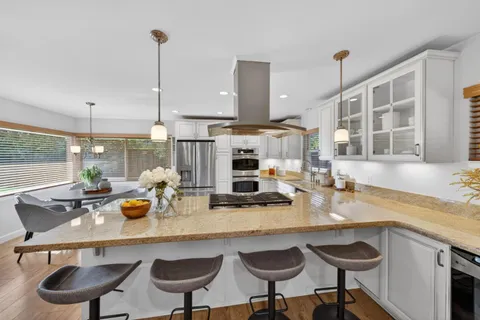 $3,985,000 | 26 Sevilla Drive, Los Altos, CA 94022