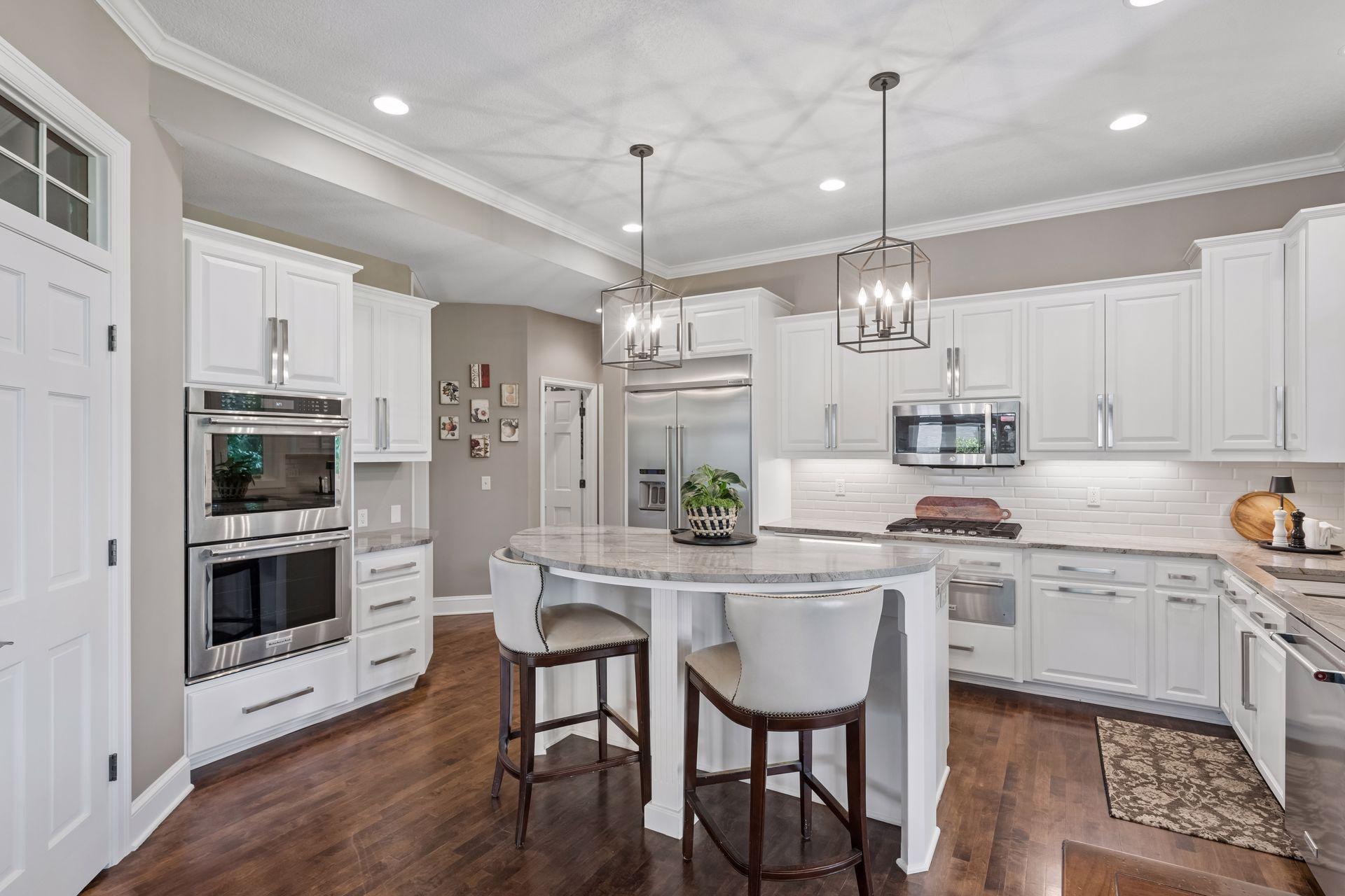 18000 Turtle Point Eden Prairie, MN 55347 - Photo 5 of 41