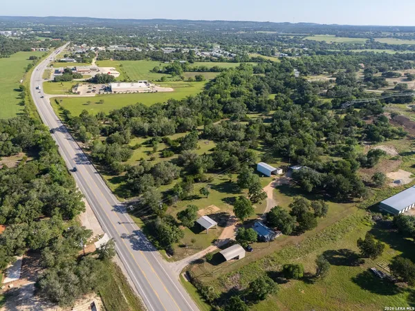 $499,000 | 1534 South Us Highway, Blanco, TX 78606