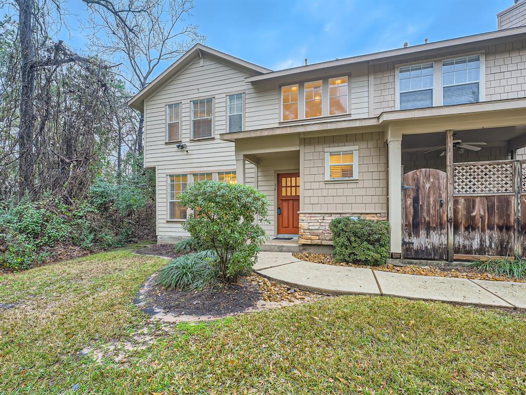 36 Scarlet Woods Ct  
