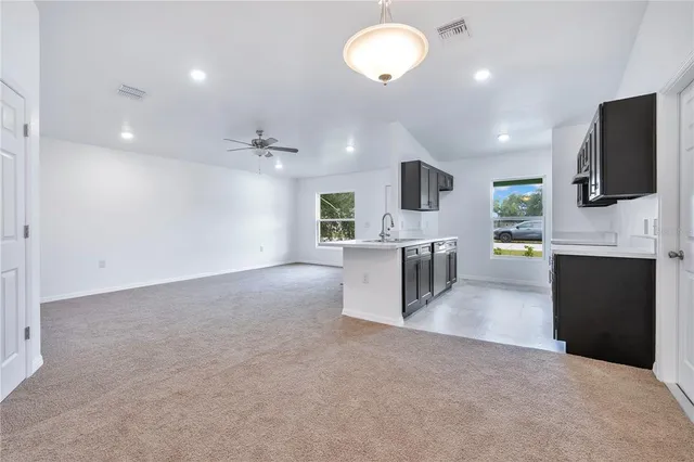 $250,000 | 833 3rd Avenue, Dundee, FL 33838