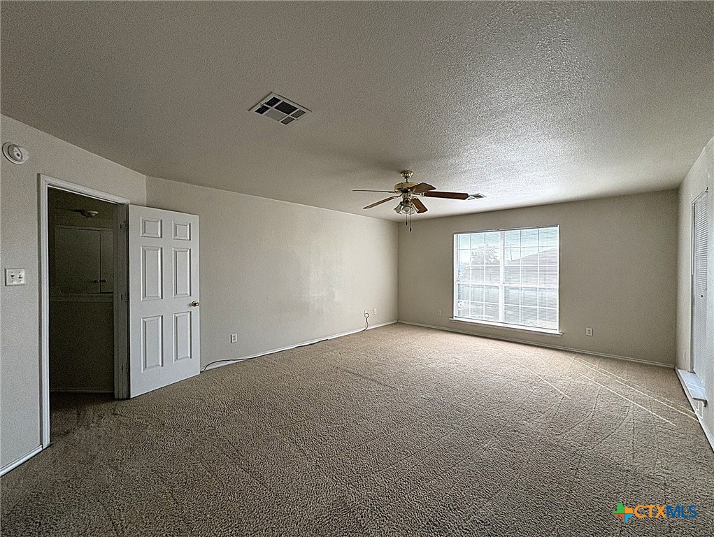 2313 Modoc Drive Harker Heights, TX 76548 - Photo 25 of 34 a view of an empty room with a window