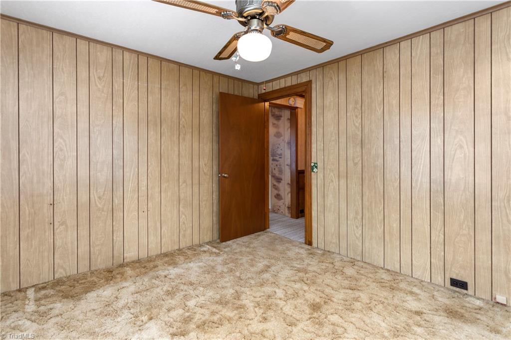 4027 Ridge Road Lexington, NC 27295 - Photo 15 of 30 Gallery Image 15