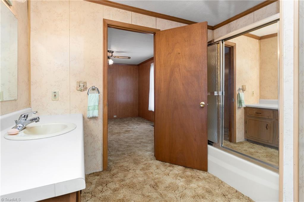 4027 Ridge Road Lexington, NC 27295 - Photo 20 of 30 Gallery Image 20
