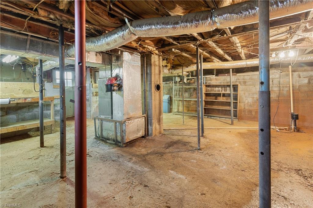 4027 Ridge Road Lexington, NC 27295 - Photo 23 of 30 Gallery Image 23