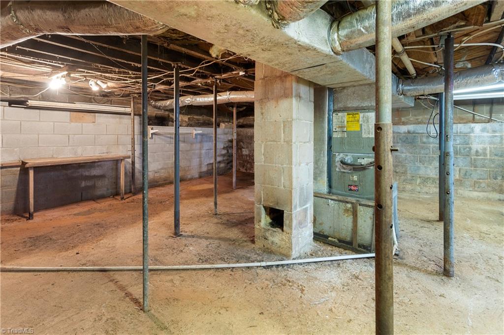 4027 Ridge Road Lexington, NC 27295 - Photo 24 of 30 Gallery Image 24