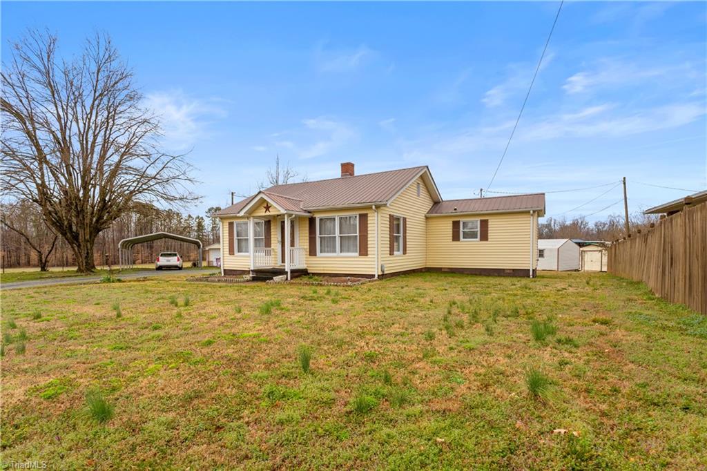 4027 Ridge Road Lexington, NC 27295 - Photo 4 of 30 Gallery Image 4