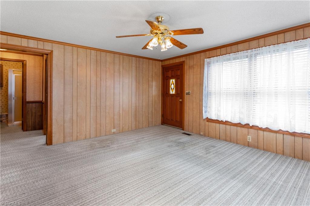 4027 Ridge Road Lexington, NC 27295 - Photo 8 of 30 Gallery Image 8