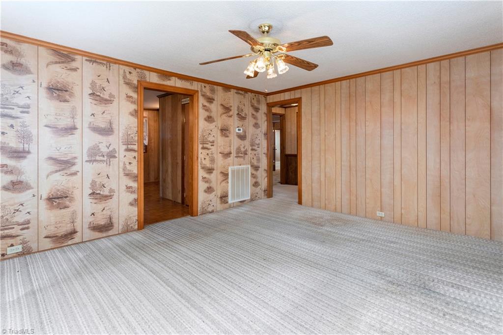 4027 Ridge Road Lexington, NC 27295 - Photo 9 of 30 Gallery Image 9