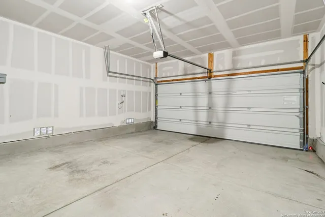 a view of a garage