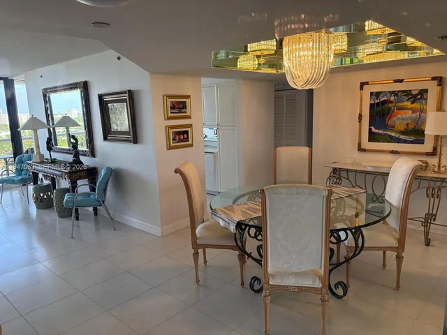 a view of a livingroom and dining room